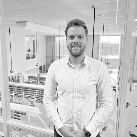 Mr. Lars Vogelzang, 